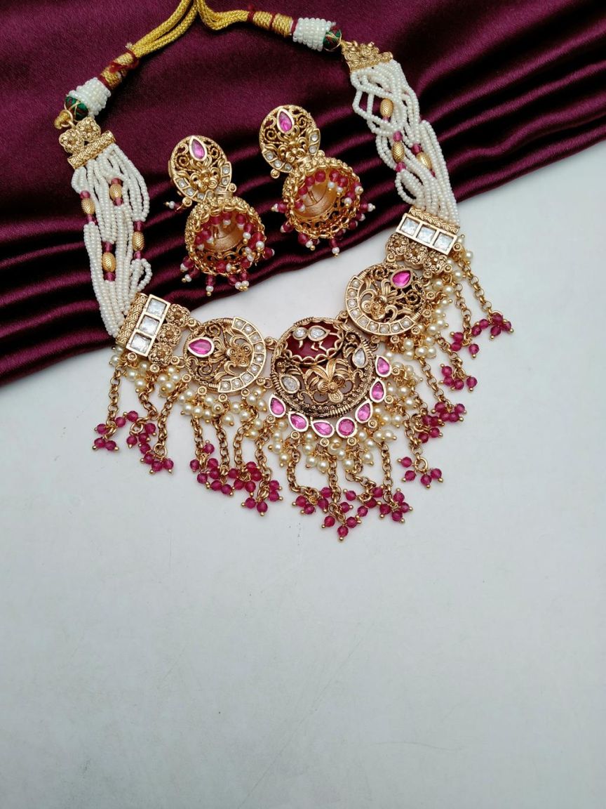 PIROI NECKLACE IN POLKI (GOLD POLISH) STYLE | DESIGN - 31536