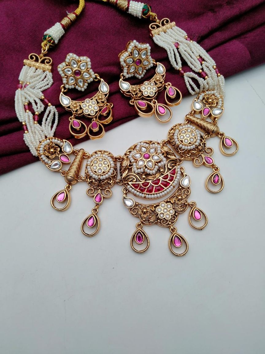 PIROI NECKLACE IN POLKI (GOLD POLISH) STYLE | DESIGN - 31548