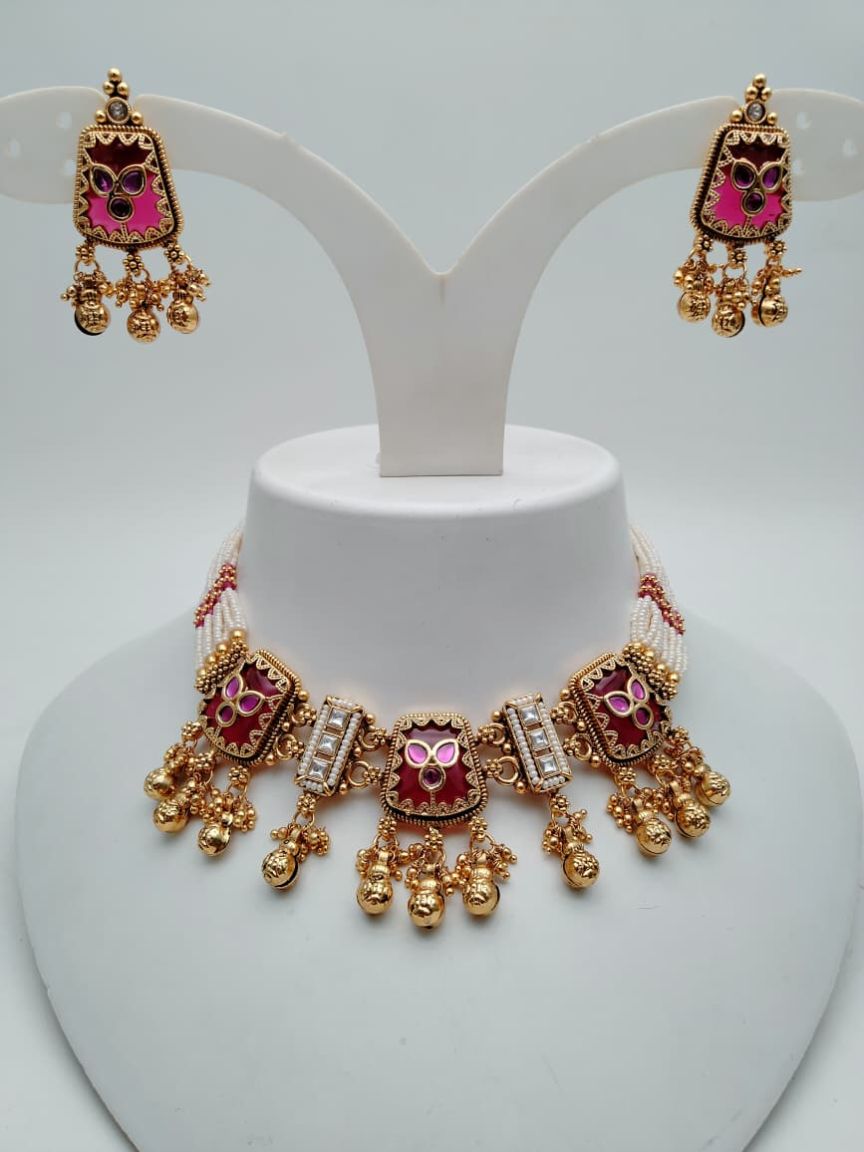 PIROI NECKLACE IN POLKI (GOLD POLISH) STYLE | DESIGN - 31578