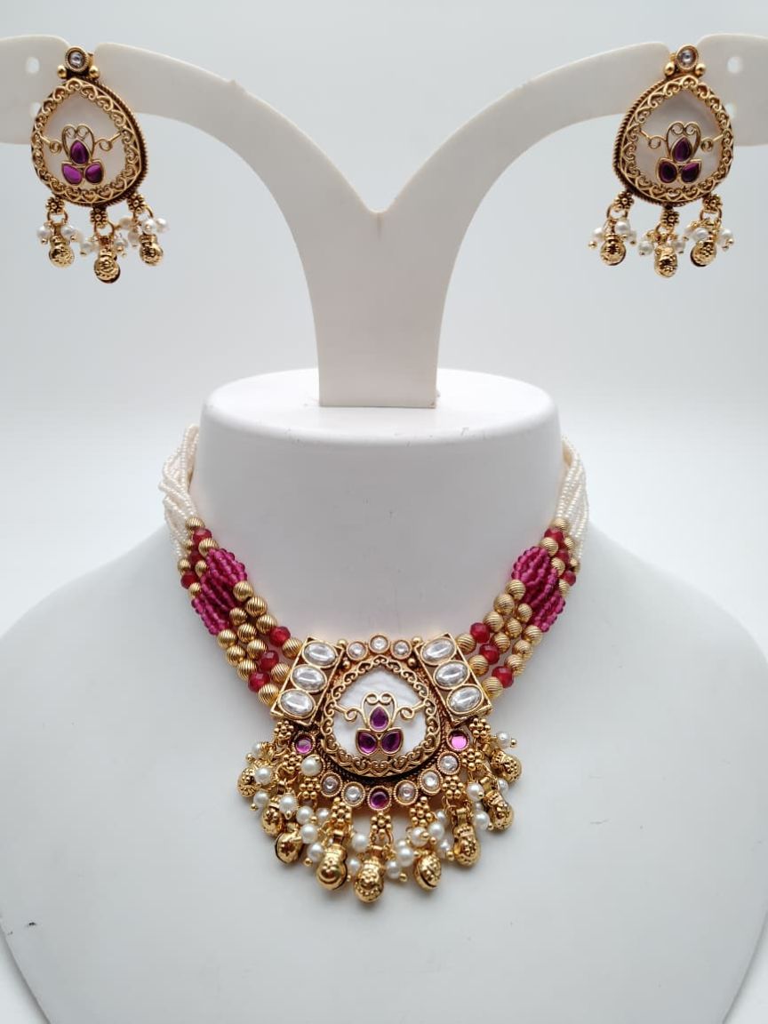 PIROI NECKLACE IN POLKI (GOLD POLISH) STYLE | DESIGN - 31590