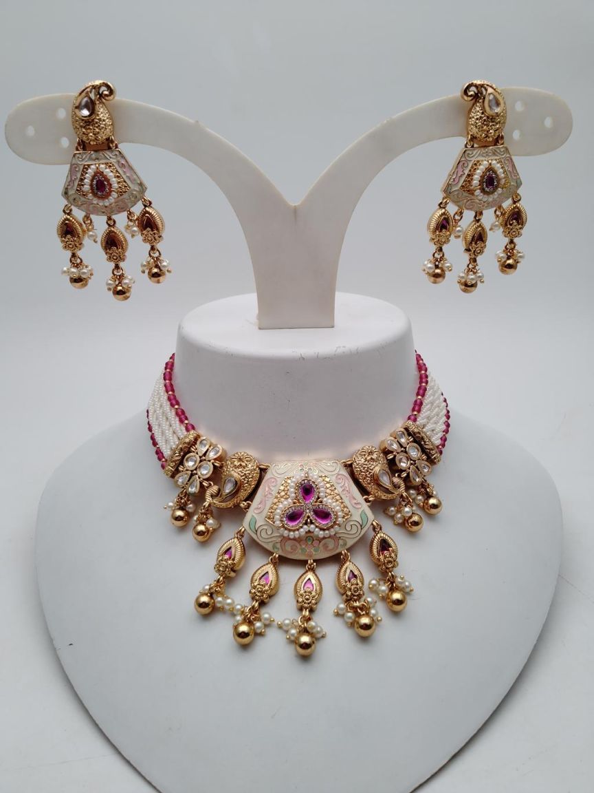 PIROI NECKLACE IN POLKI (GOLD POLISH) STYLE | DESIGN - 31595
