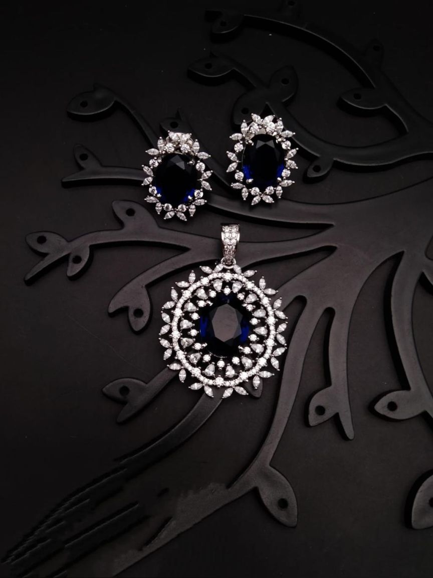 PENDANT SETS IN AD STYLE | DESIGN - 43183