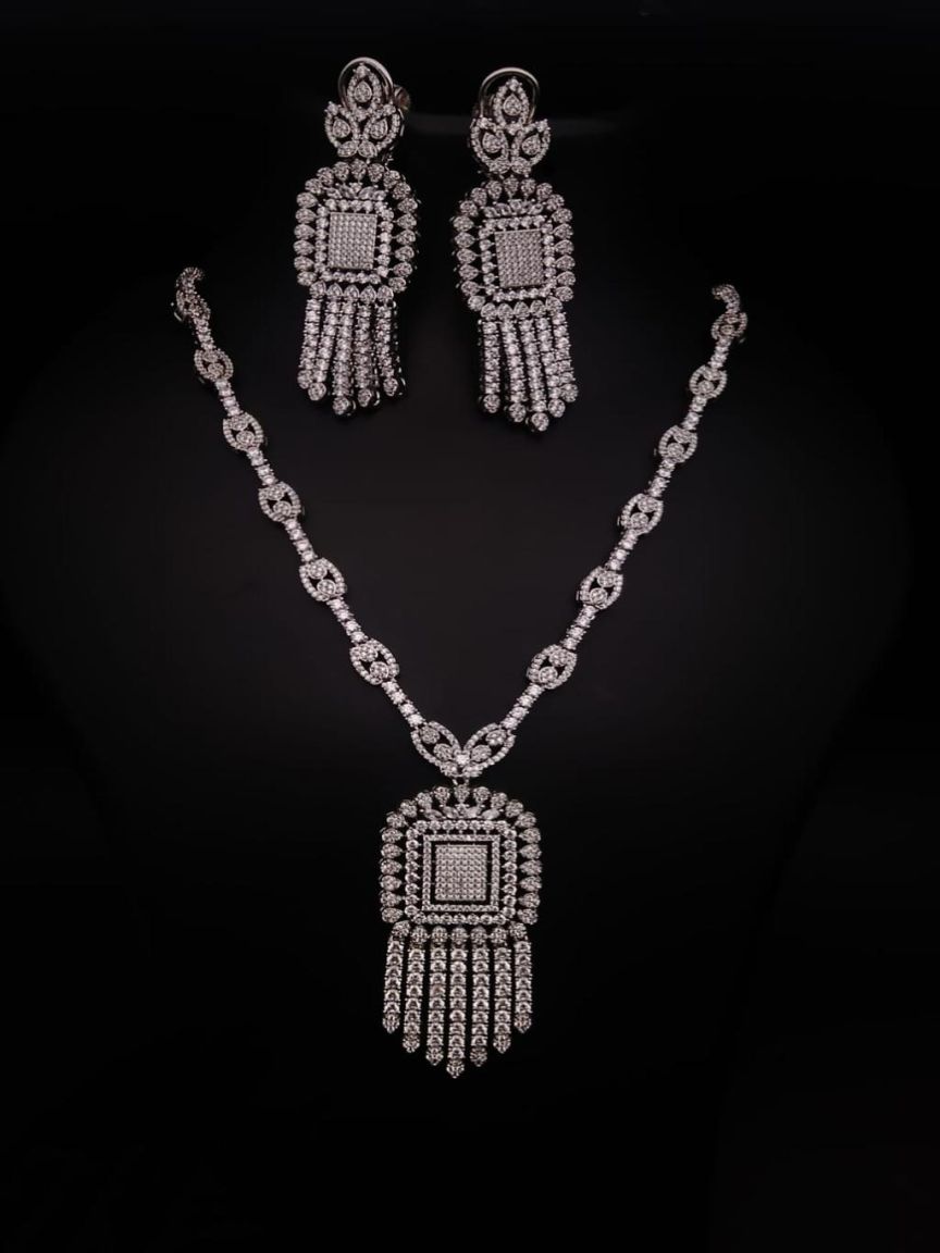 PENDANT SETS IN AD STYLE | DESIGN - 43221