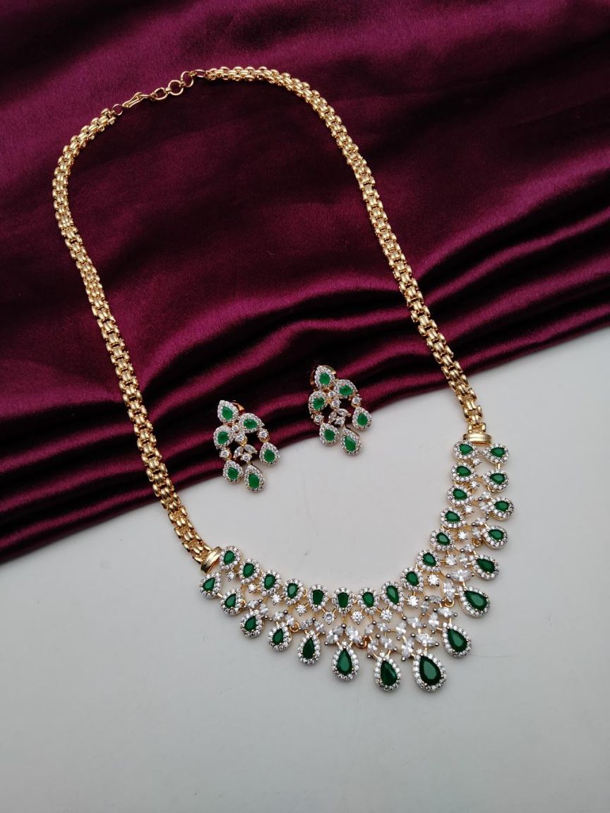 PENDANT SETS IN AD STYLE | DESIGN - 43238