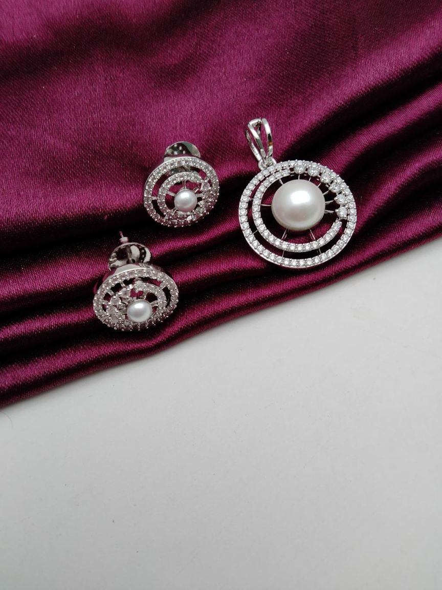 PENDANT SETS IN AD STYLE | DESIGN - 43239