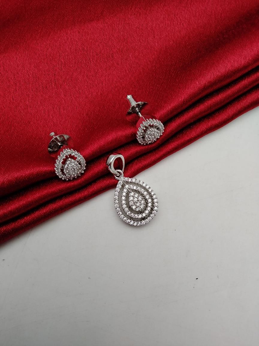 PENDANT SETS IN AD STYLE | DESIGN - 43262