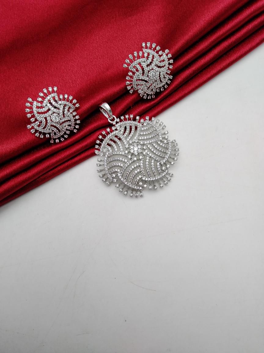 PENDANT SETS IN AD STYLE | DESIGN - 43267