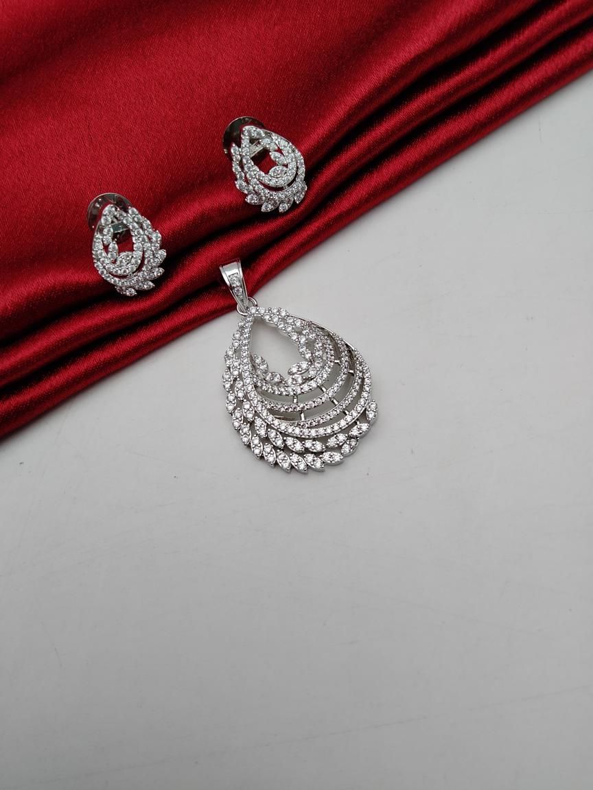 PENDANT SETS IN AD STYLE | DESIGN - 43268