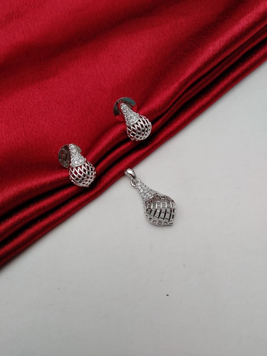 PENDANT SETS IN AD STYLE | DESIGN - 43270