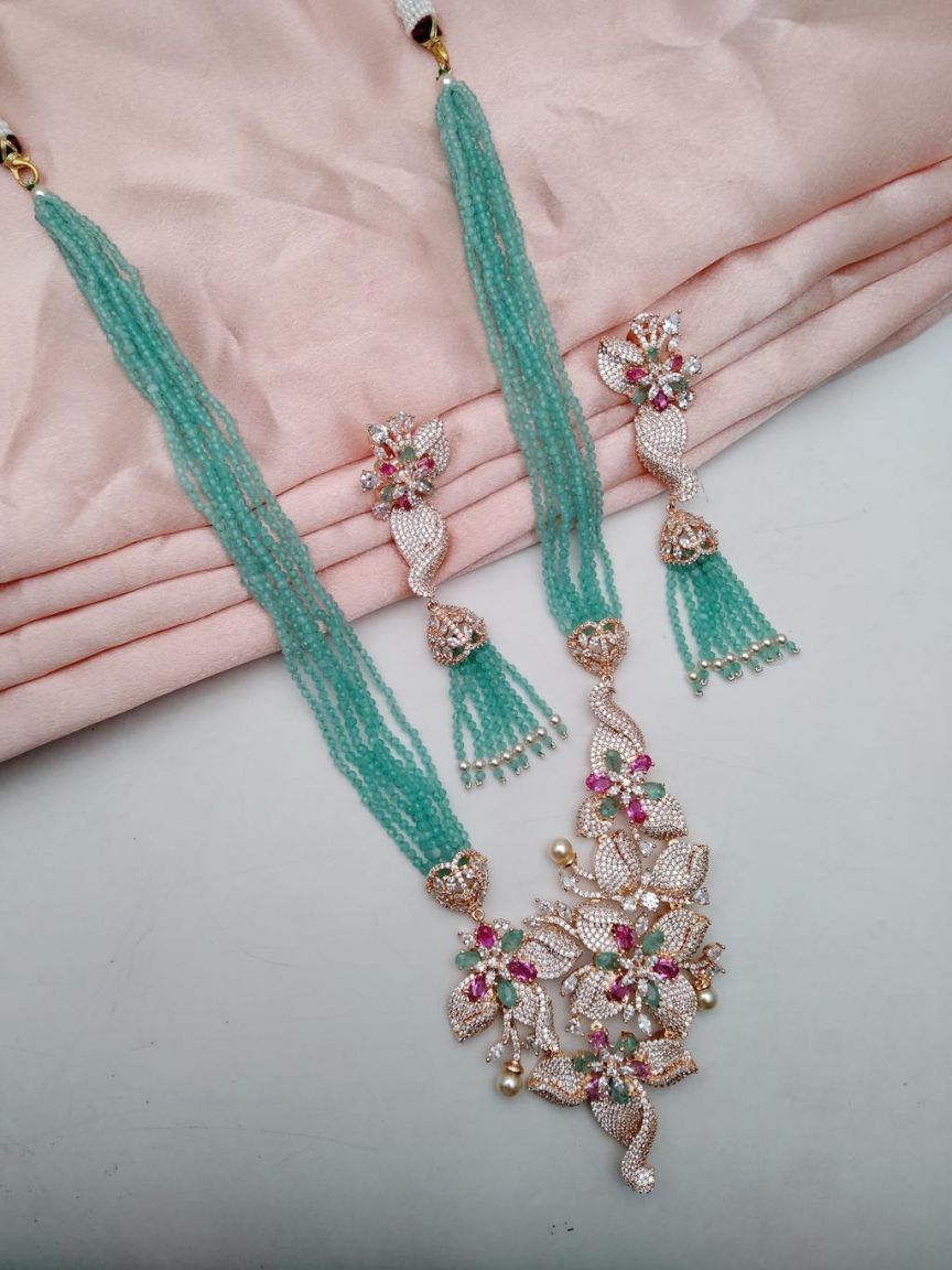 PENDANT SETS IN AD STYLE | DESIGN - 43287