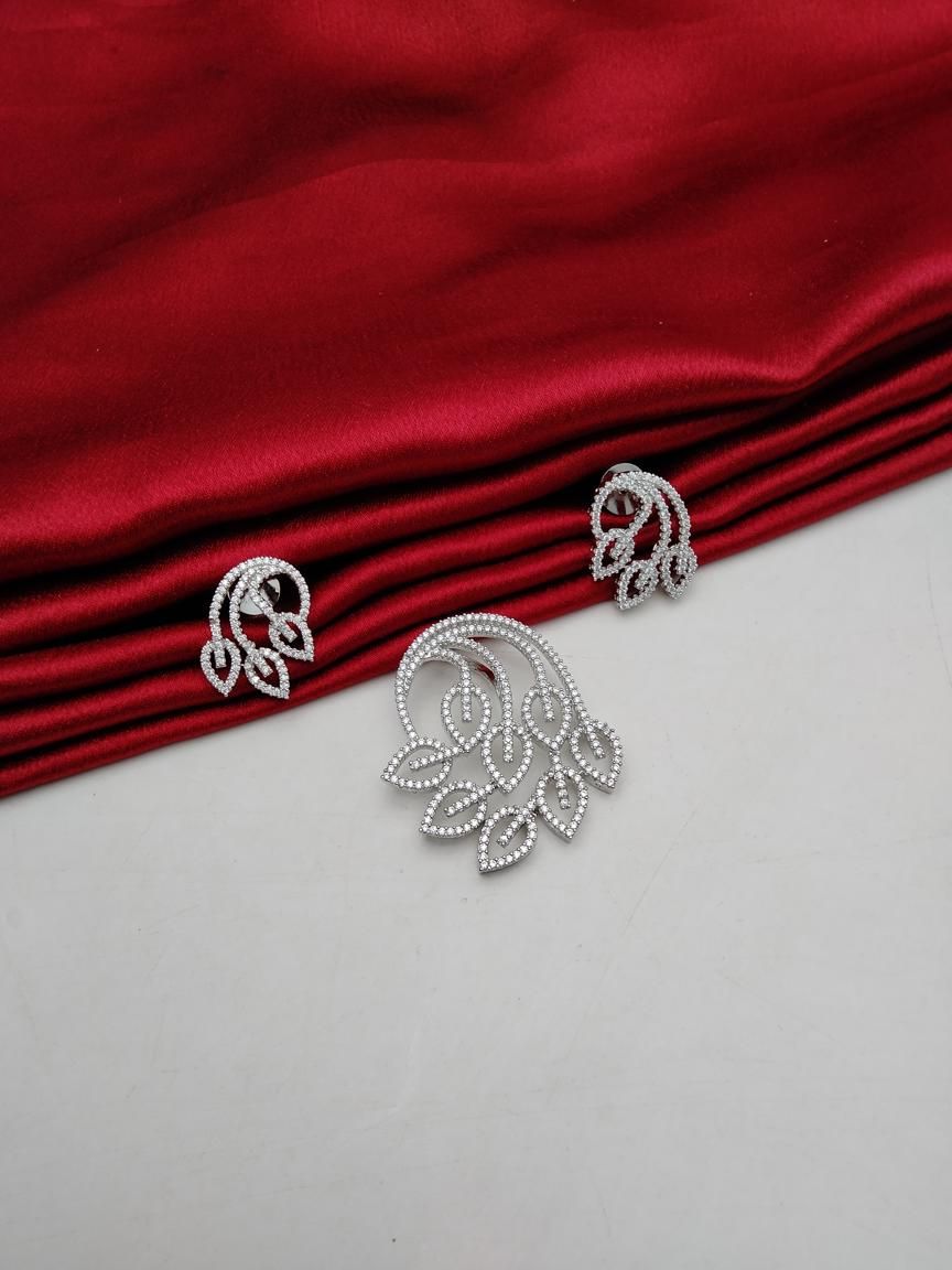 PENDANT SETS IN AD STYLE | DESIGN - 43294