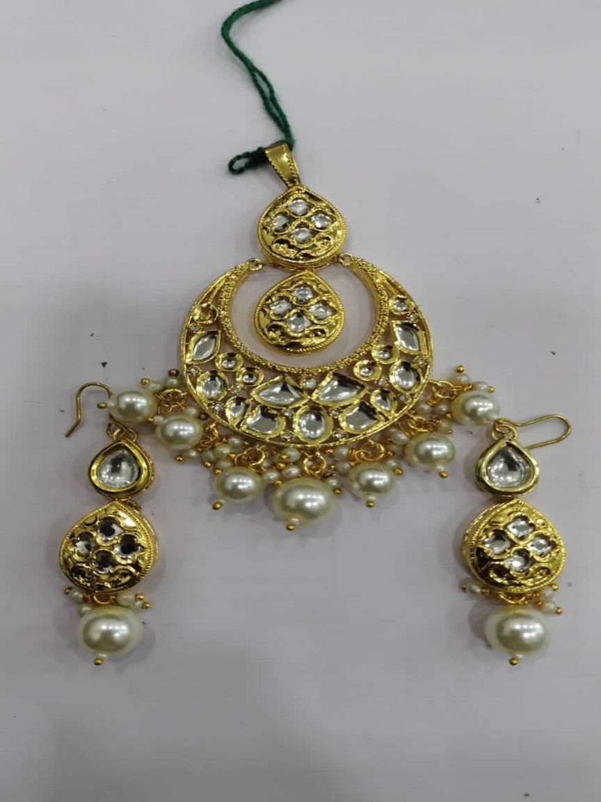 PENDANT SETS IN KUNDAN (VILANDI) STYLE | DESIGN - 66043