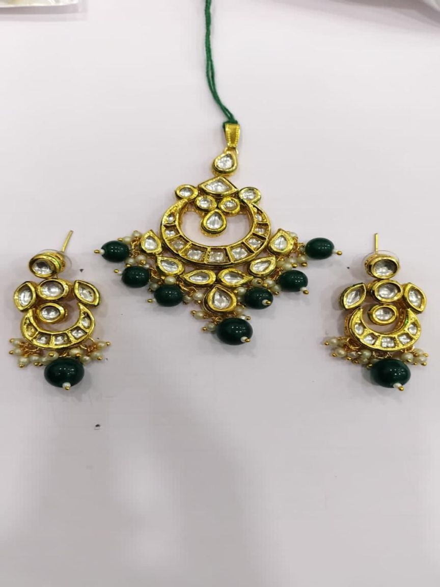 PENDANT SETS IN KUNDAN (VILANDI) STYLE | DESIGN - 66092