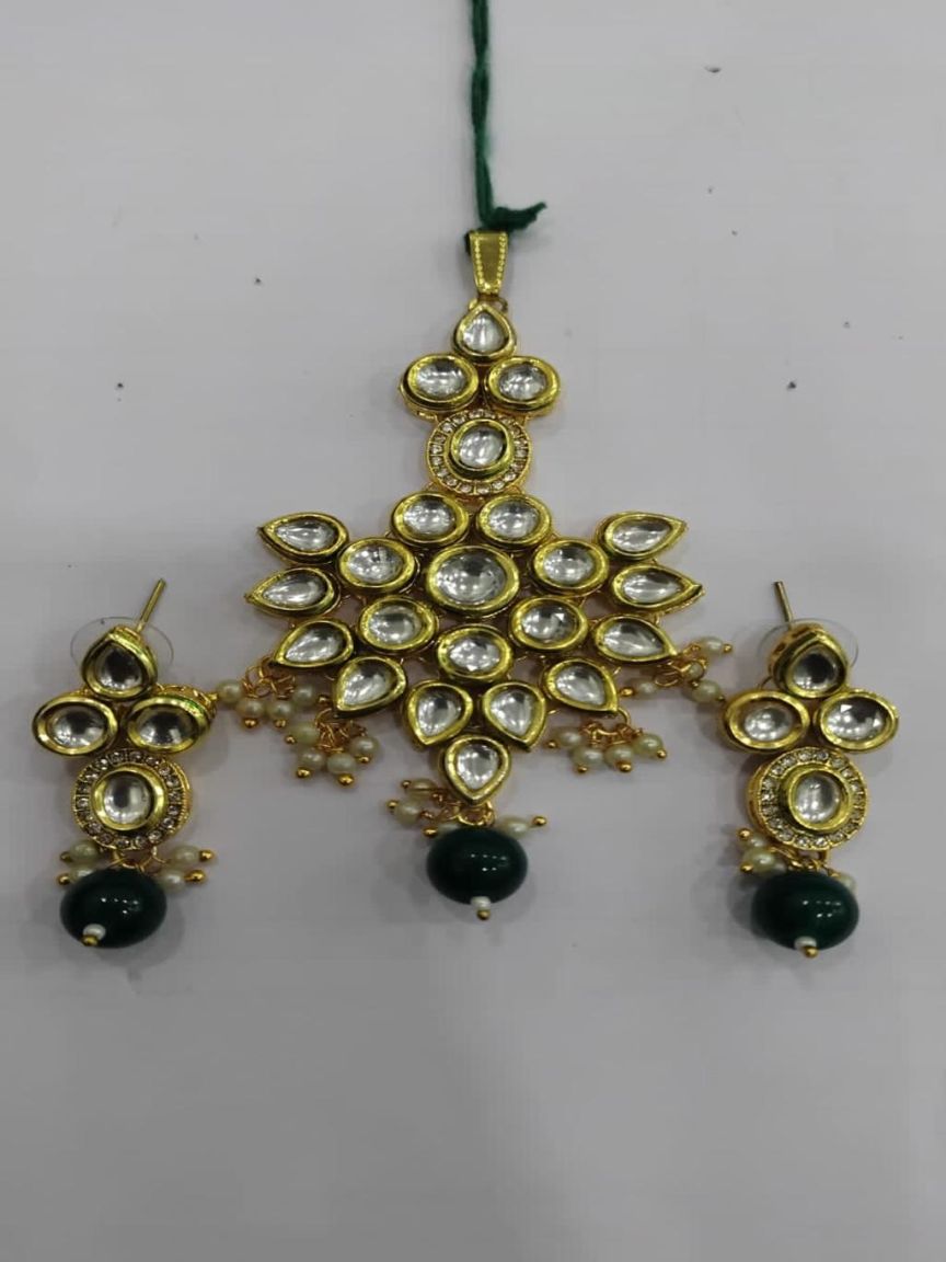 PENDANT SETS IN KUNDAN (VILANDI) STYLE | DESIGN - 66126