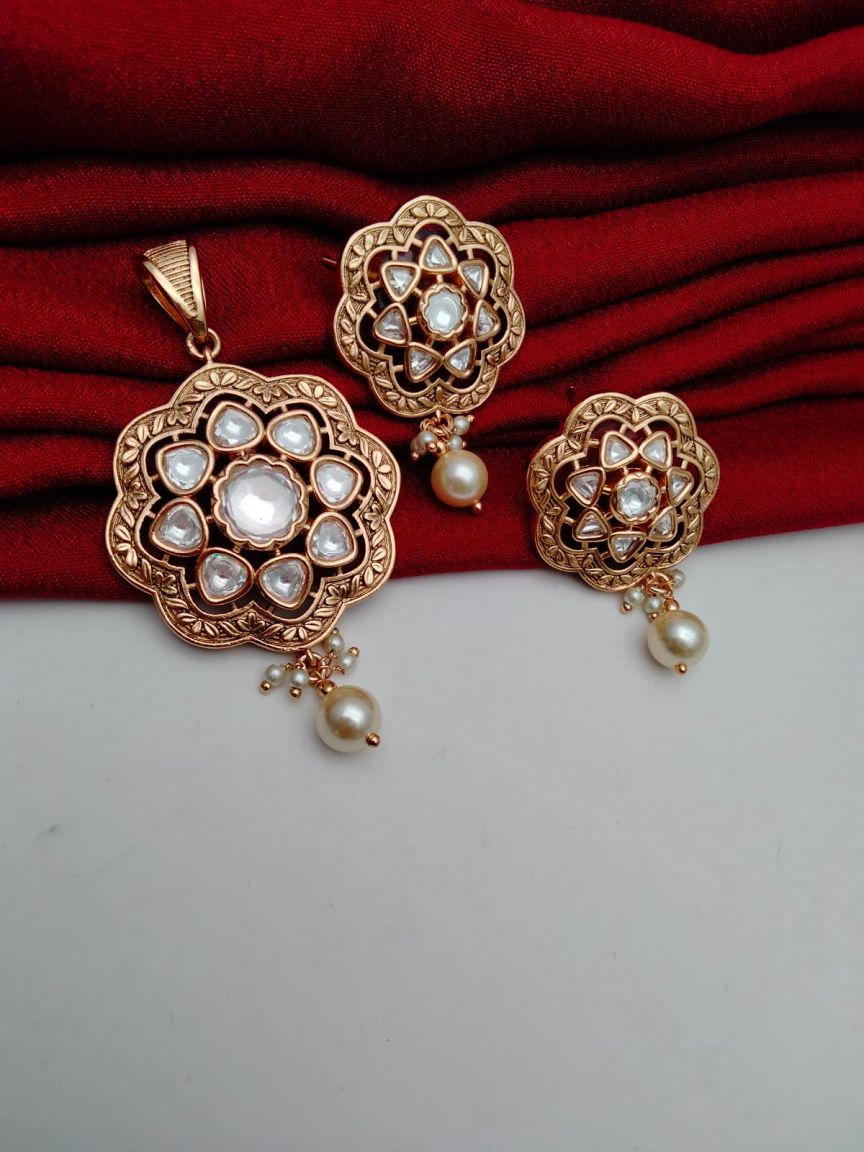kundan-pendant_sets-PSK66141WGD