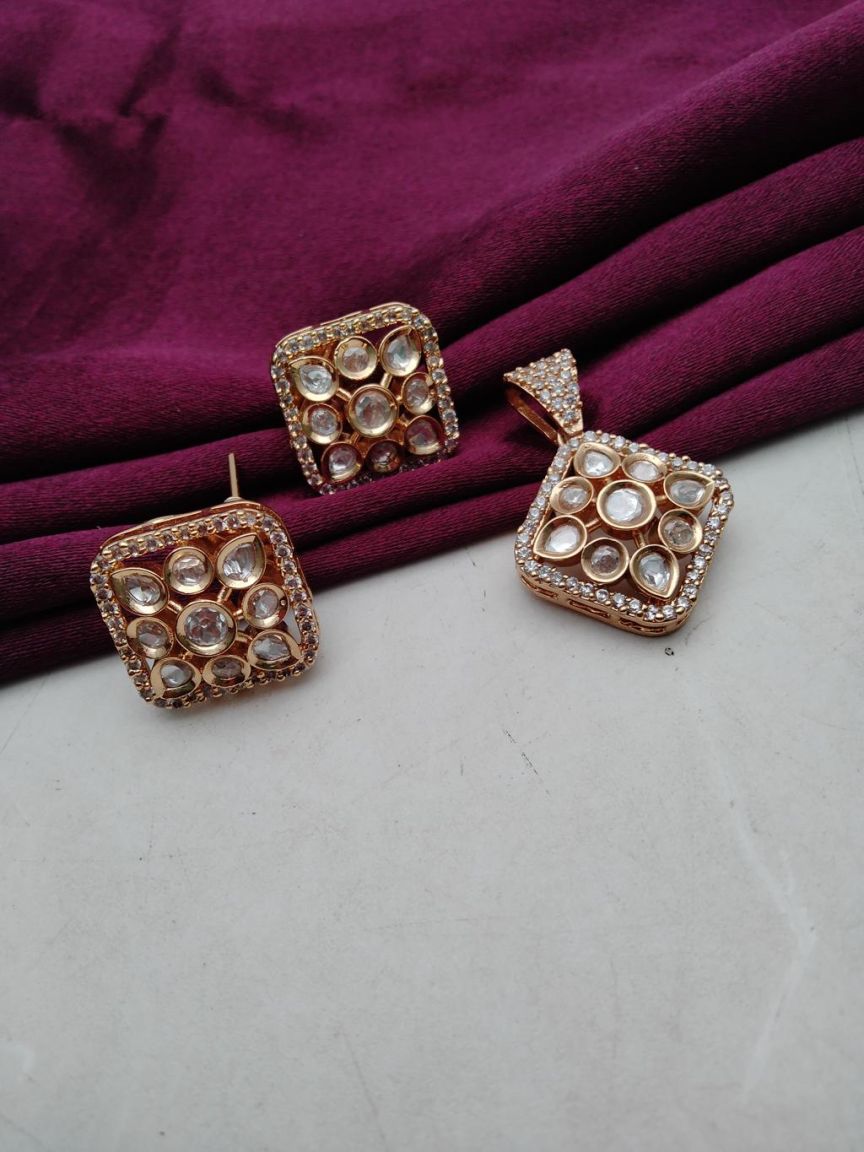 kundan-pendant_sets-PSK66173WGD