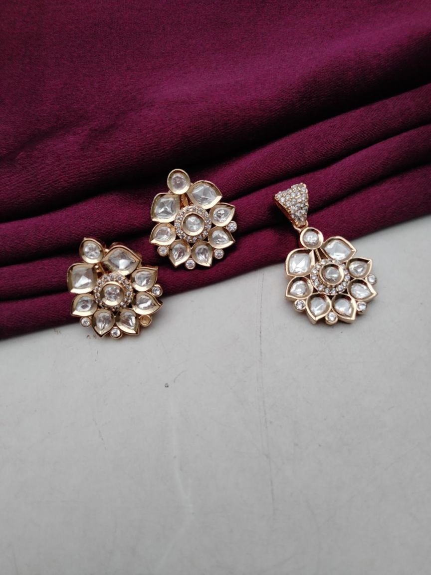 kundan-pendant_sets-PSK66174WGD