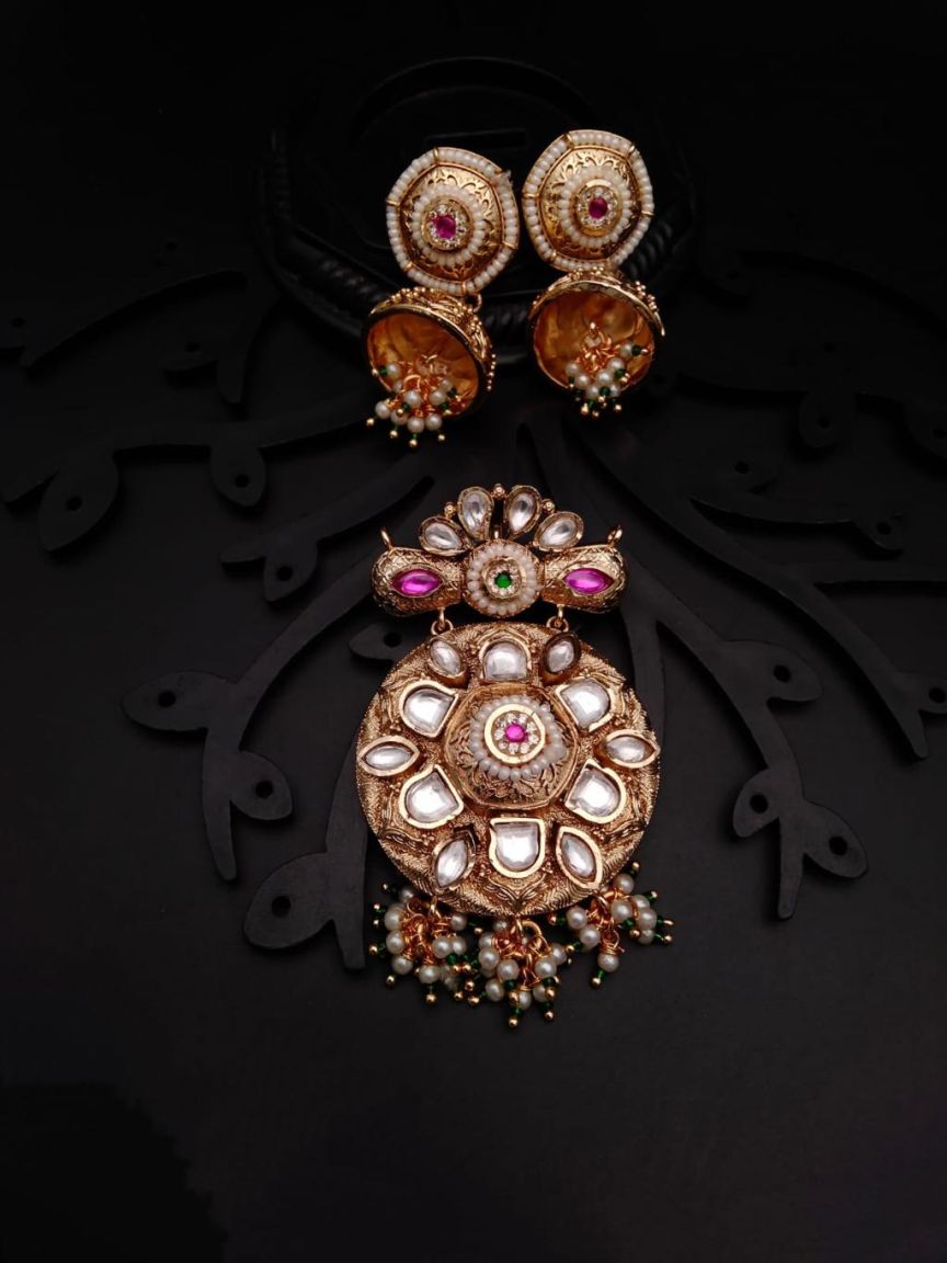 PENDANT SETS IN POLKI (GOLD POLISH) STYLE | DESIGN - 36157