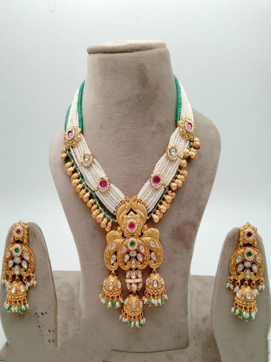 PENDANT SETS IN POLKI (GOLD POLISH) STYLE | DESIGN - 36259
