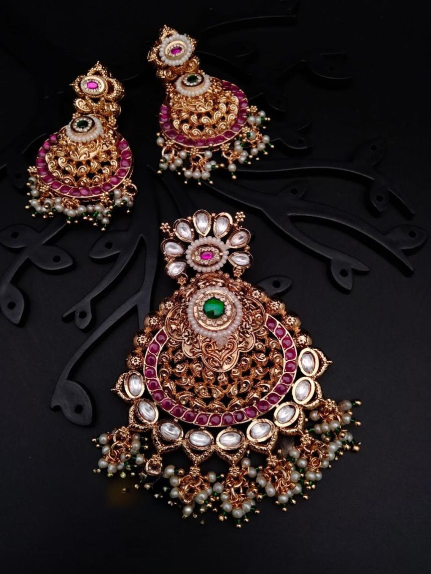 PENDANT SETS IN POLKI (GOLD POLISH) STYLE | DESIGN - 36268