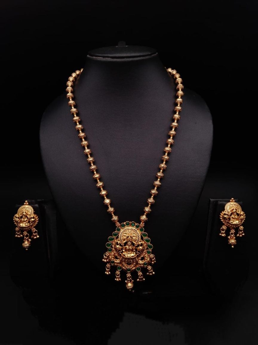 PENDANT SETS IN POLKI (GOLD POLISH) STYLE | DESIGN - 36277