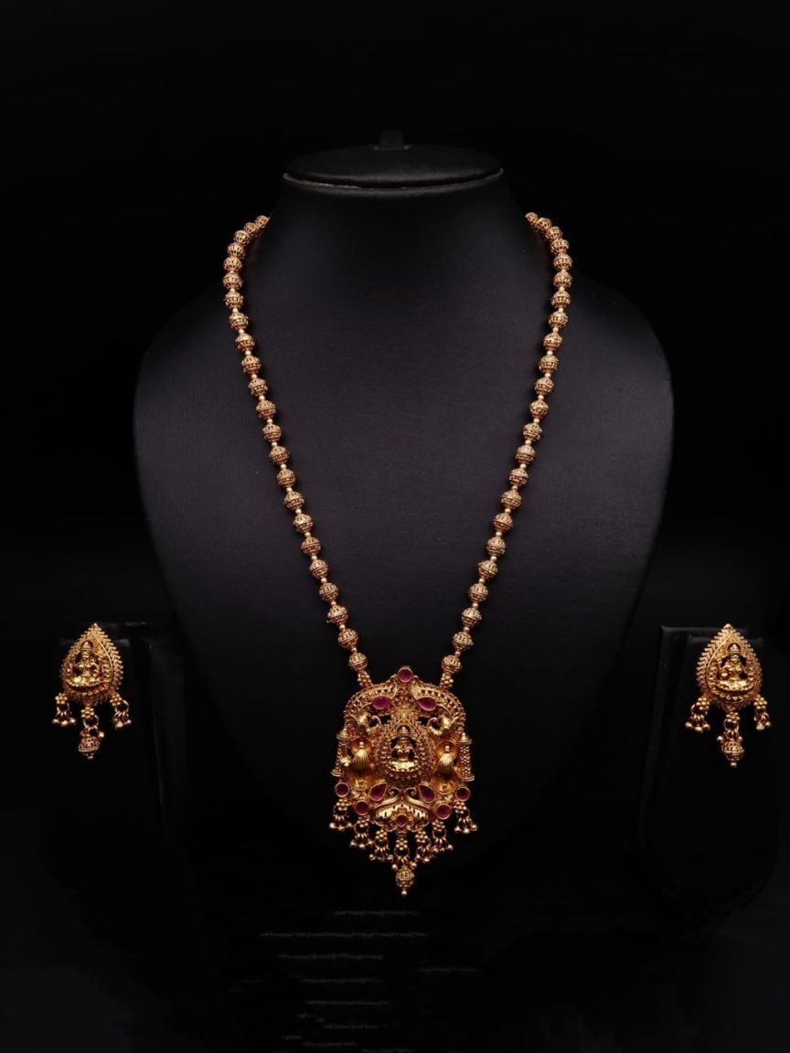 PENDANT SETS IN POLKI (GOLD POLISH) STYLE | DESIGN - 36278