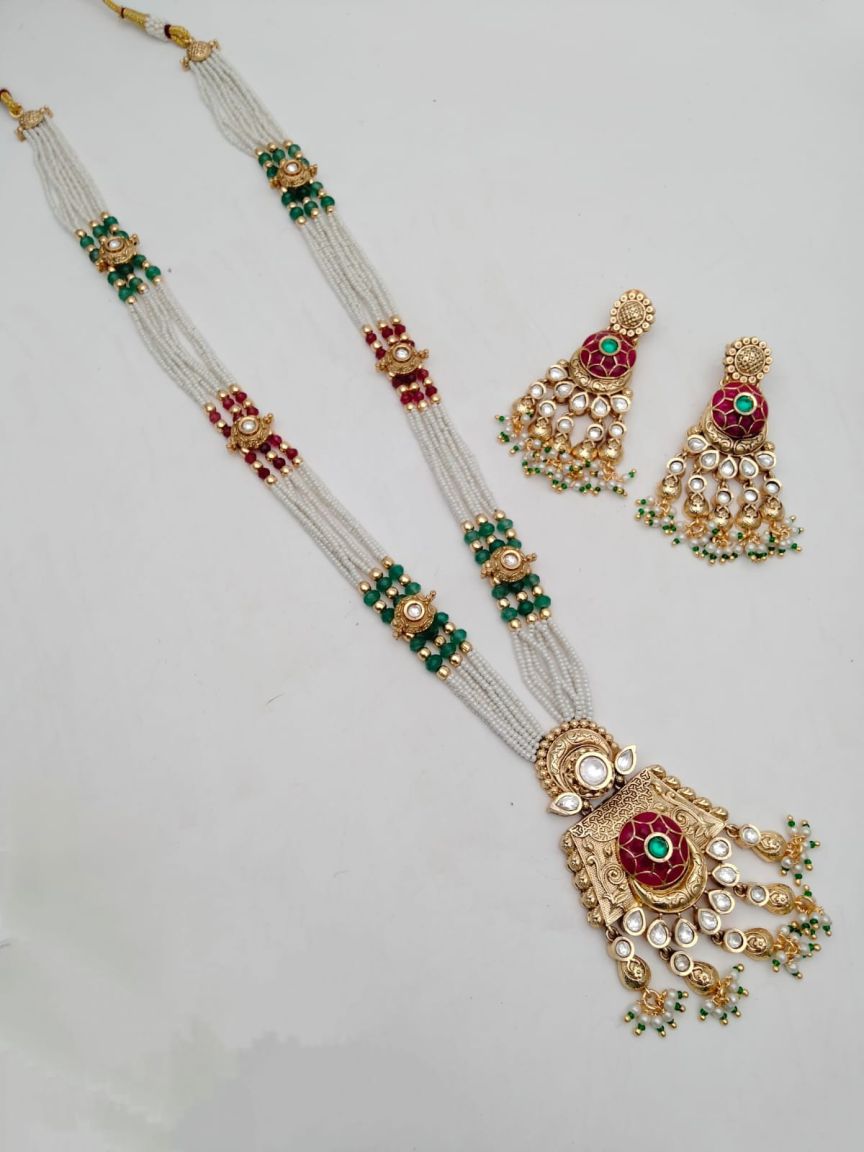 PENDANT SETS IN POLKI (GOLD POLISH) STYLE | DESIGN - 36286