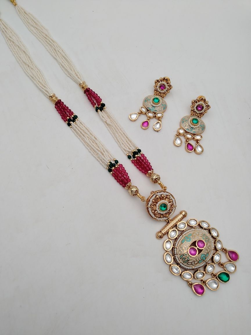 PENDANT SETS IN POLKI (GOLD POLISH) STYLE | DESIGN - 36287