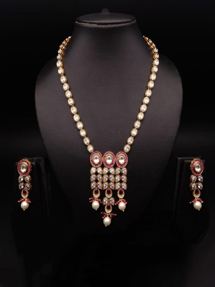 PENDANT SETS IN POLKI (GOLD POLISH) STYLE | DESIGN - 36296