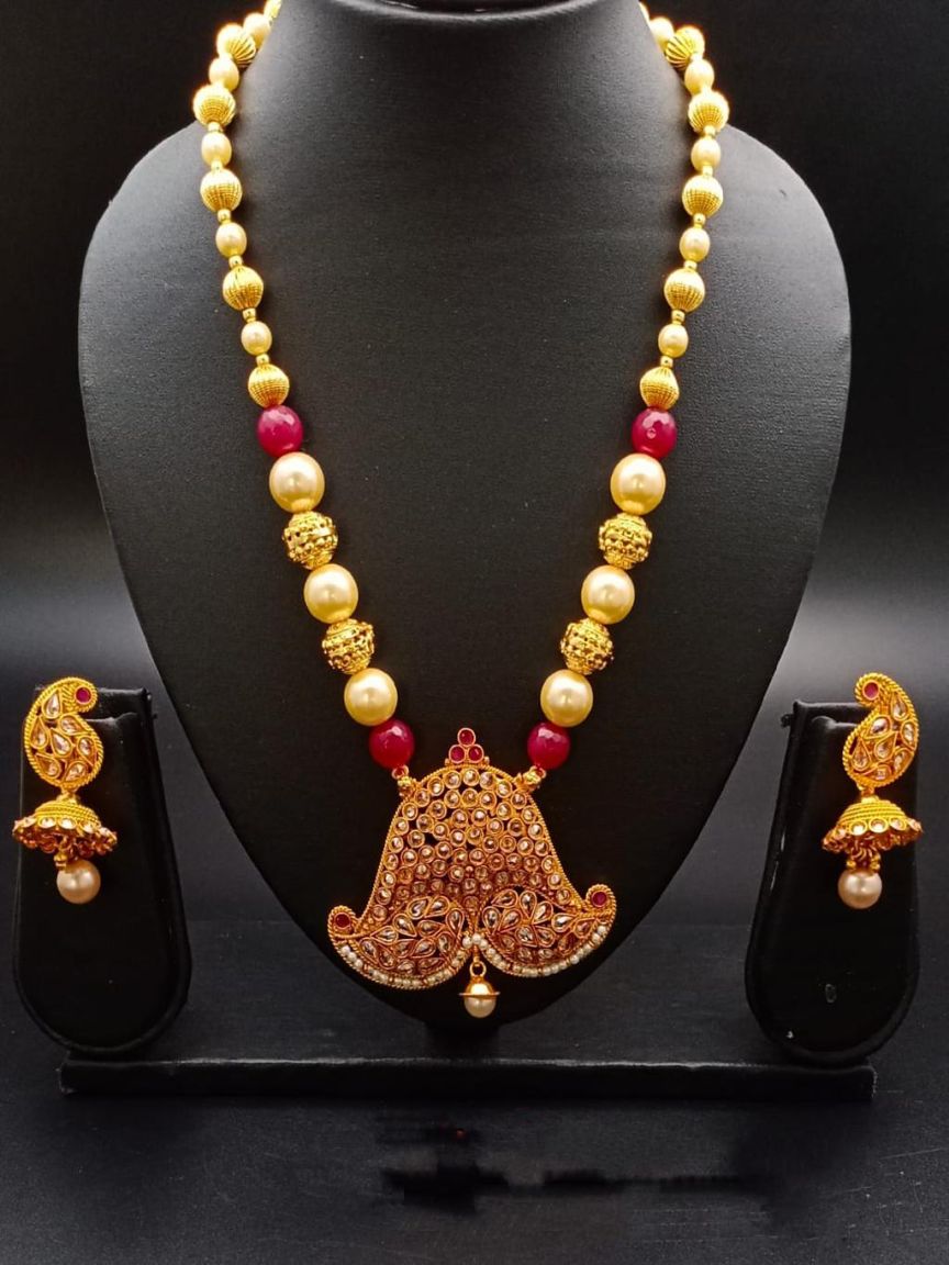 PENDANT SETS IN POLKI (GOLD POLISH) STYLE | DESIGN - 36330