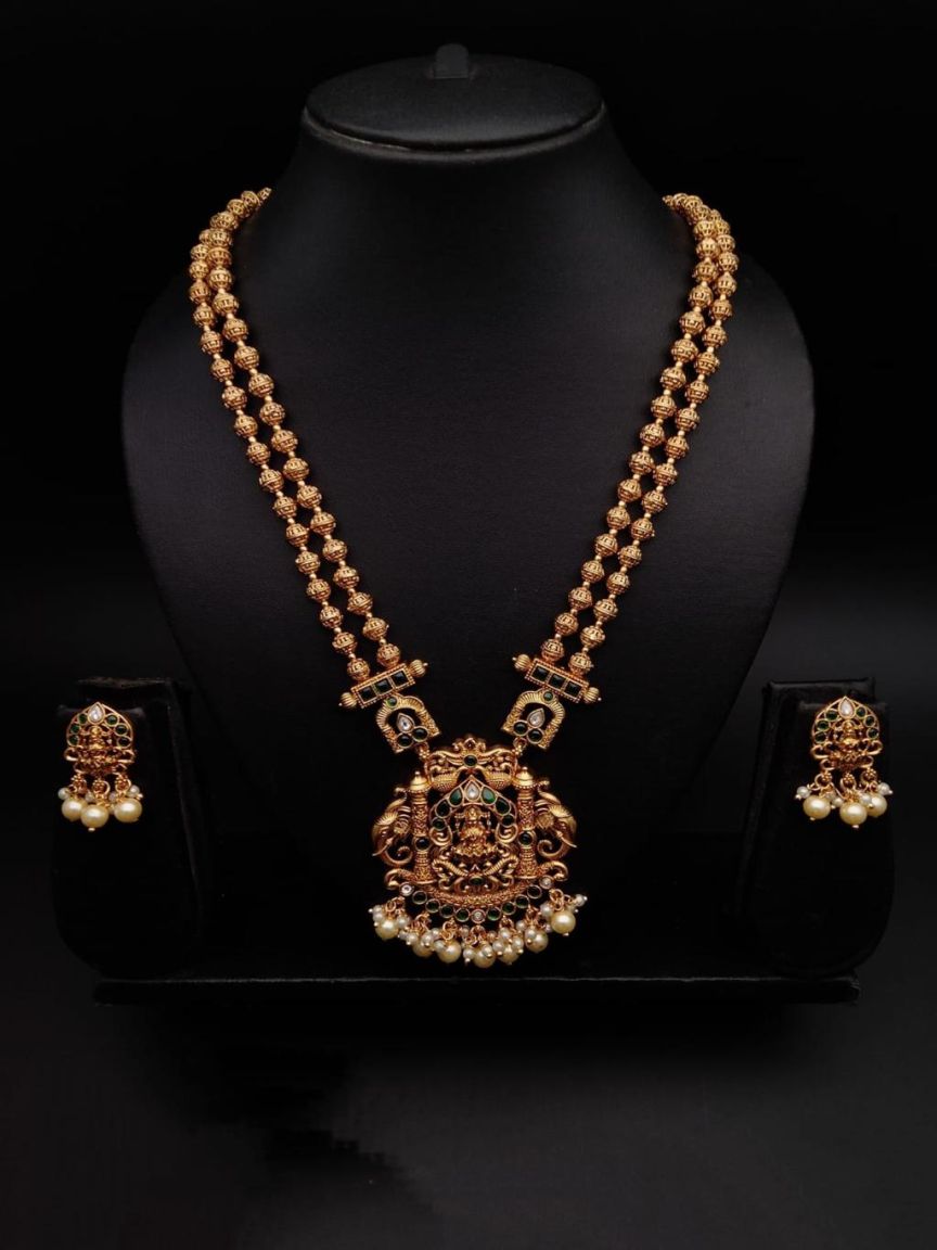 PENDANT SETS IN POLKI (GOLD POLISH) STYLE | DESIGN - 36332