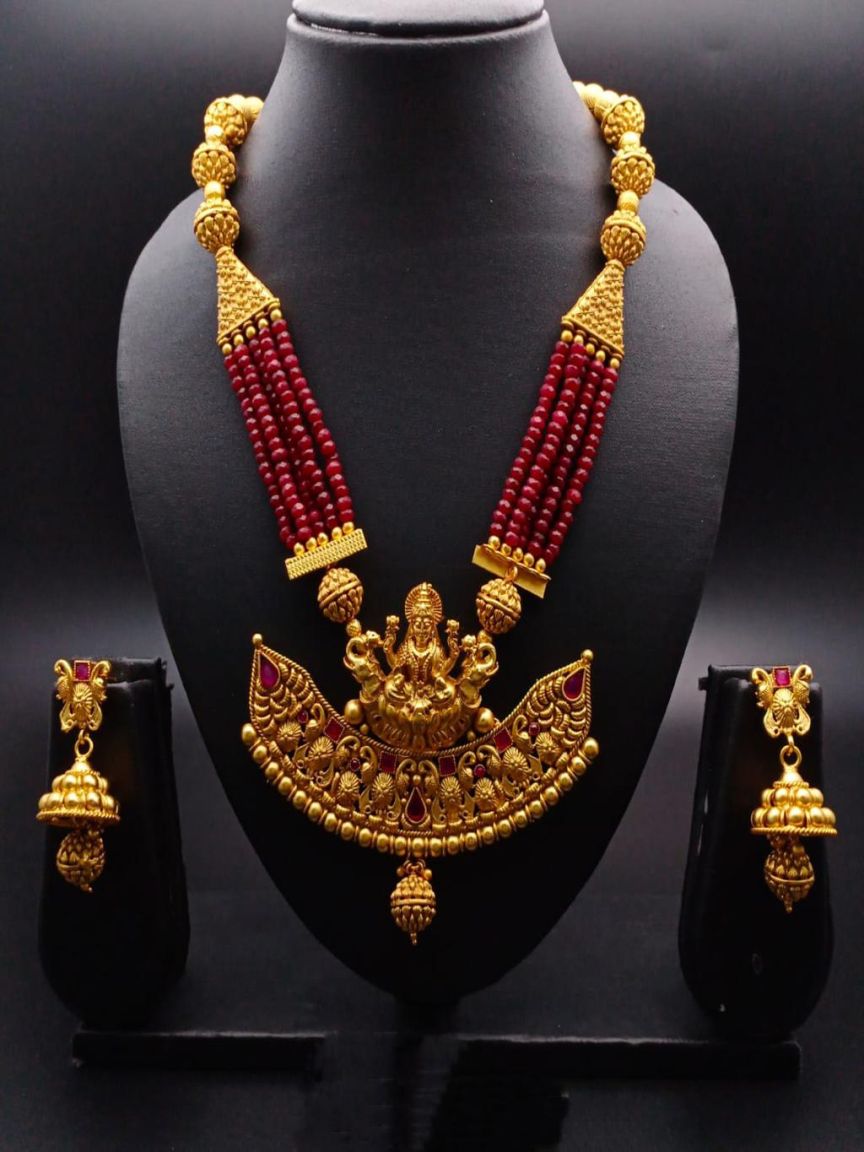 PENDANT SETS IN POLKI (GOLD POLISH) STYLE | DESIGN - 36335