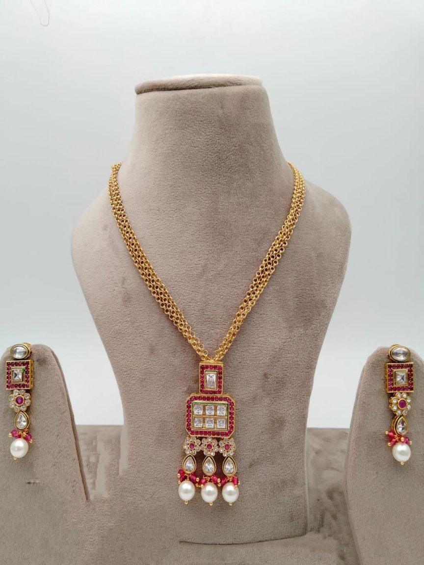 PENDANT SETS IN POLKI (GOLD POLISH) STYLE | DESIGN - 36360