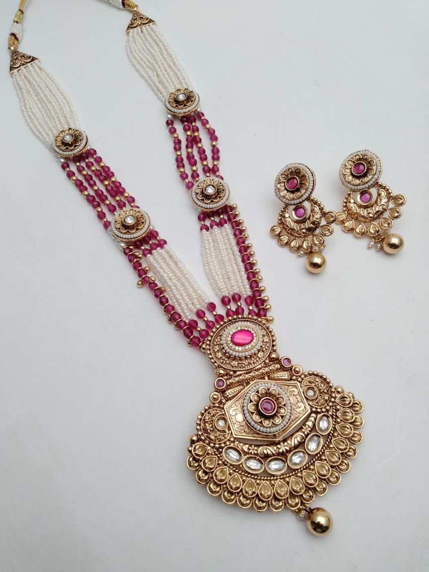 PENDANT SETS IN POLKI (GOLD POLISH) STYLE | DESIGN - 36361
