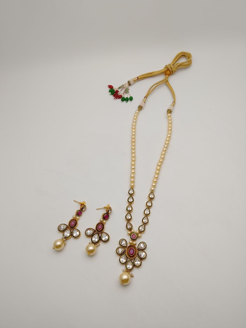 PENDANT SETS IN POLKI (GOLD POLISH) STYLE | DESIGN - 36370