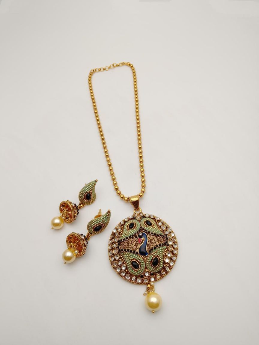PENDANT SETS IN POLKI (GOLD POLISH) STYLE | DESIGN - 36375
