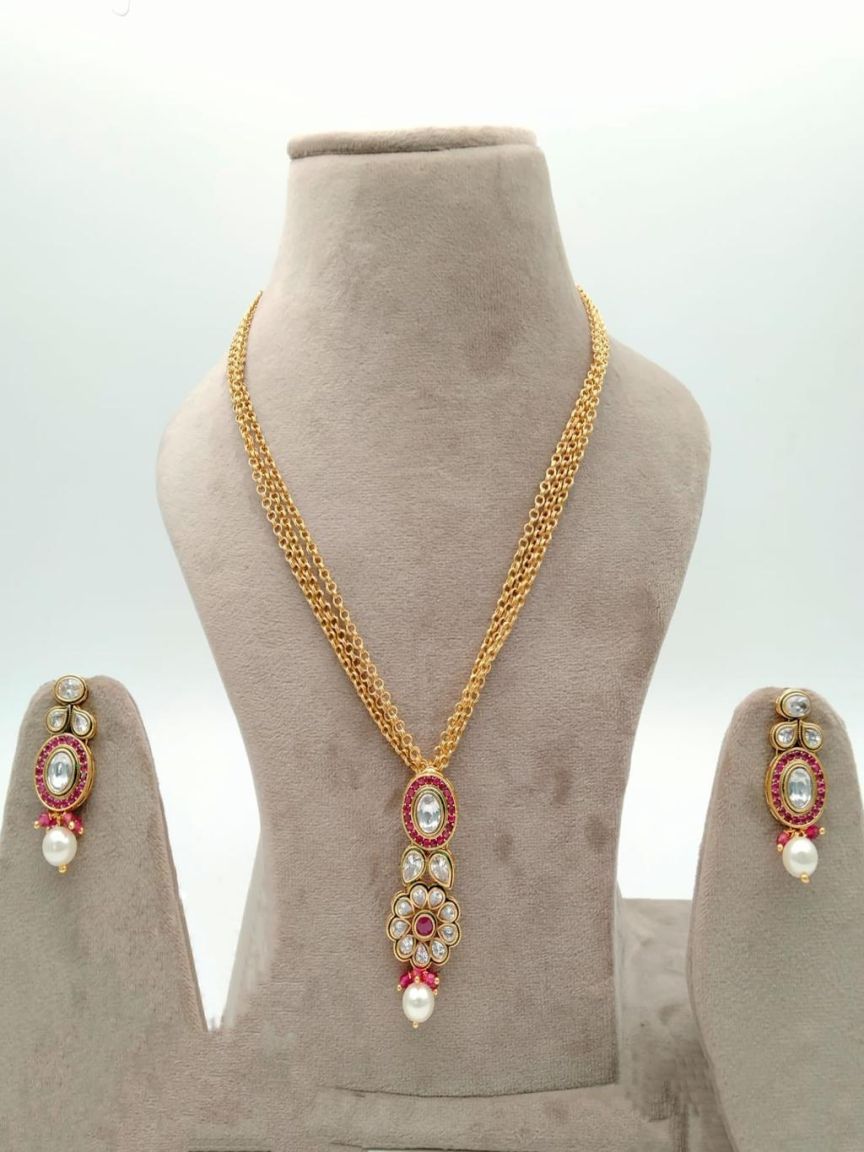 PENDANT SETS IN POLKI (GOLD POLISH) STYLE | DESIGN - 36380