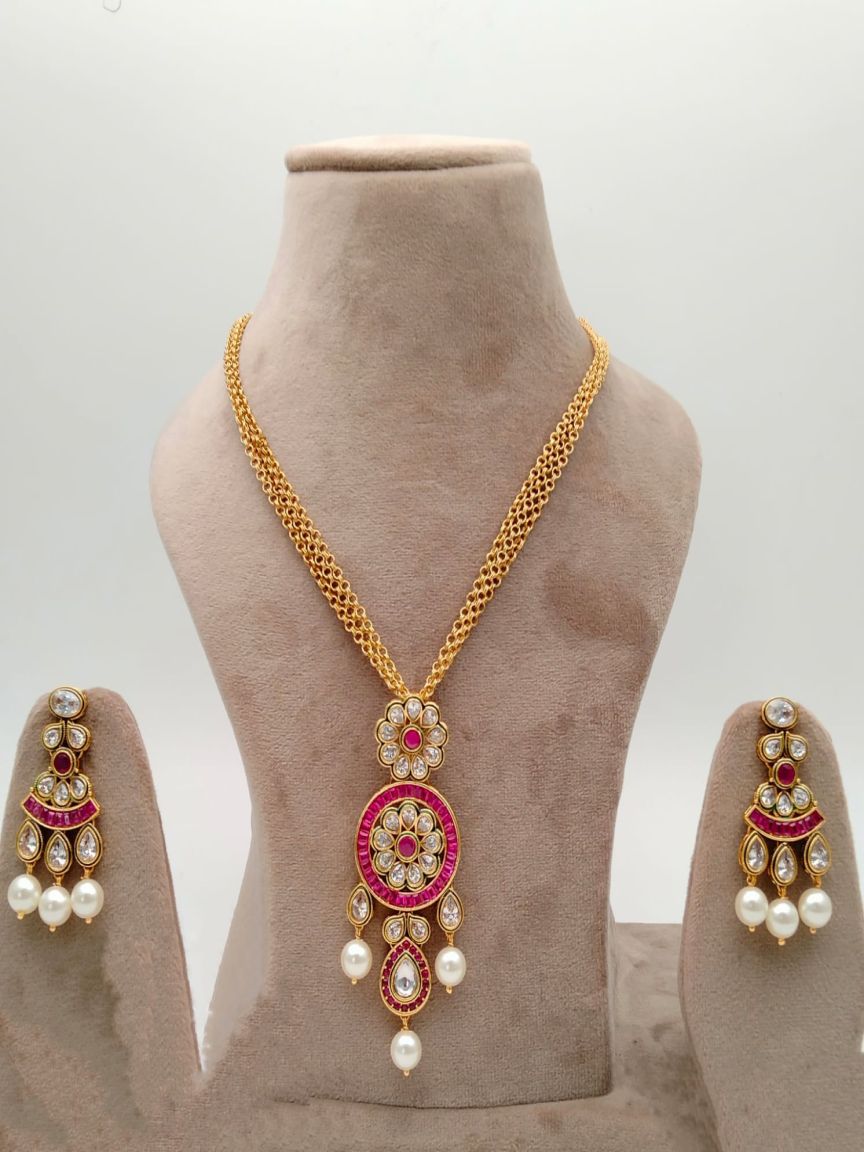 PENDANT SETS IN POLKI (GOLD POLISH) STYLE | DESIGN - 36381