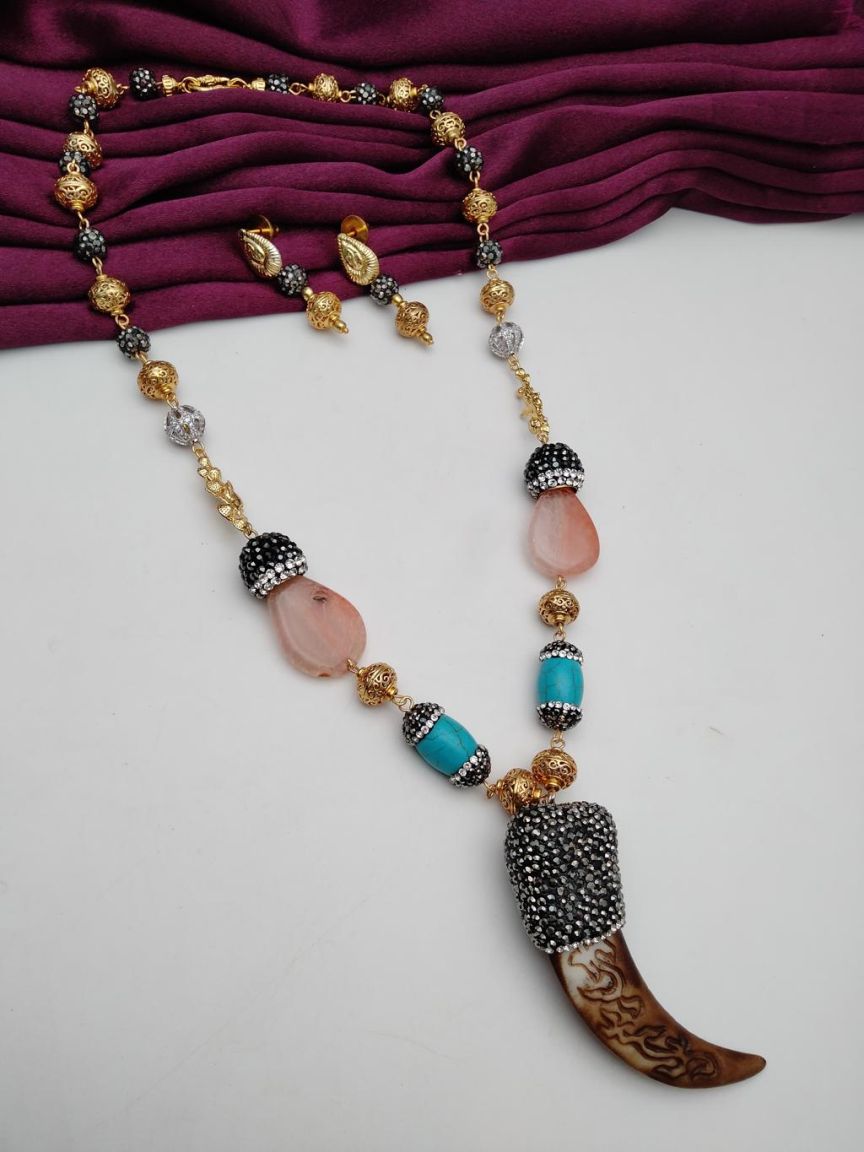 PENDANT SETS IN POLKI (GOLD POLISH) STYLE | DESIGN - 36394