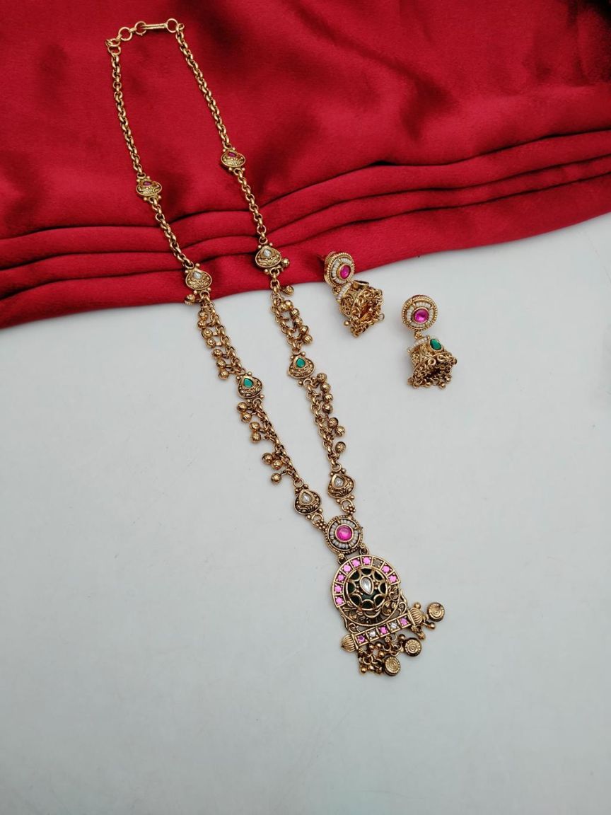 PENDANT SETS IN POLKI (GOLD POLISH) STYLE | DESIGN - 36402