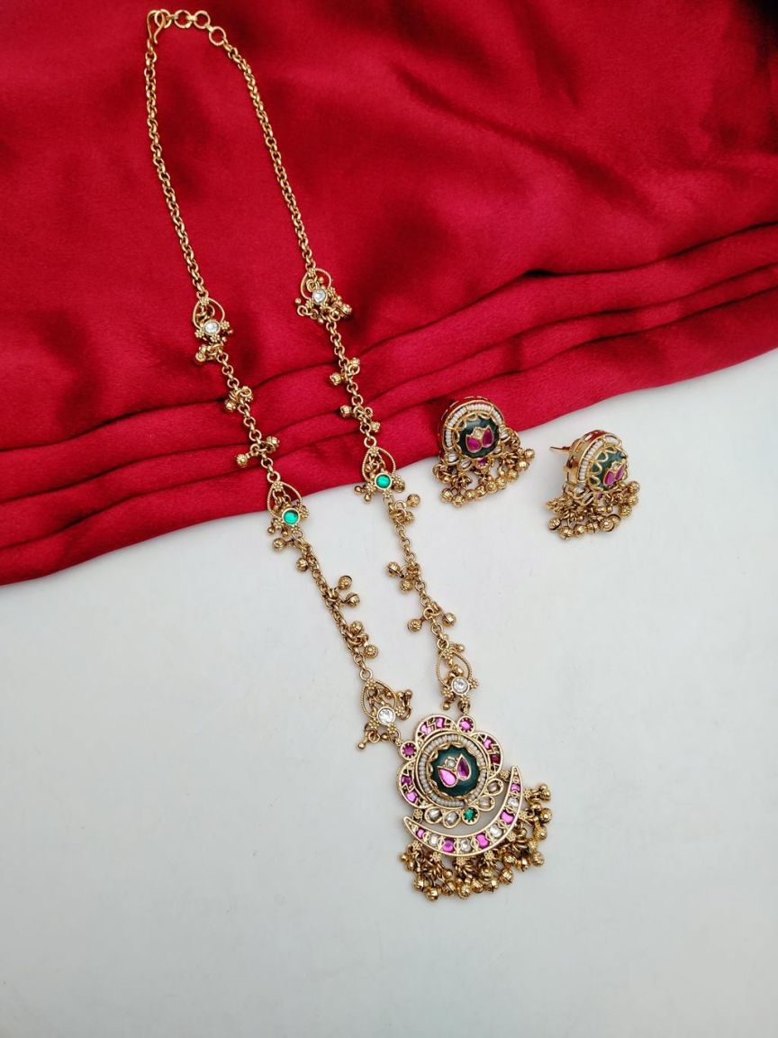 PENDANT SETS IN POLKI (GOLD POLISH) STYLE | DESIGN - 36403