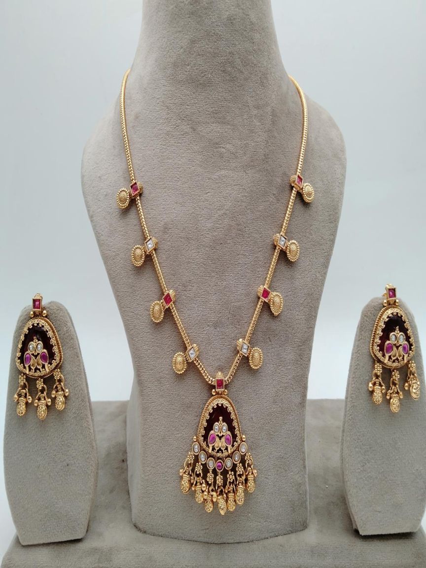 PENDANT SETS IN POLKI (GOLD POLISH) STYLE | DESIGN - 36419