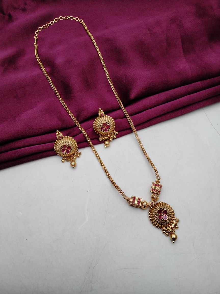 PENDANT SETS IN POLKI (GOLD POLISH) STYLE | DESIGN - 36430