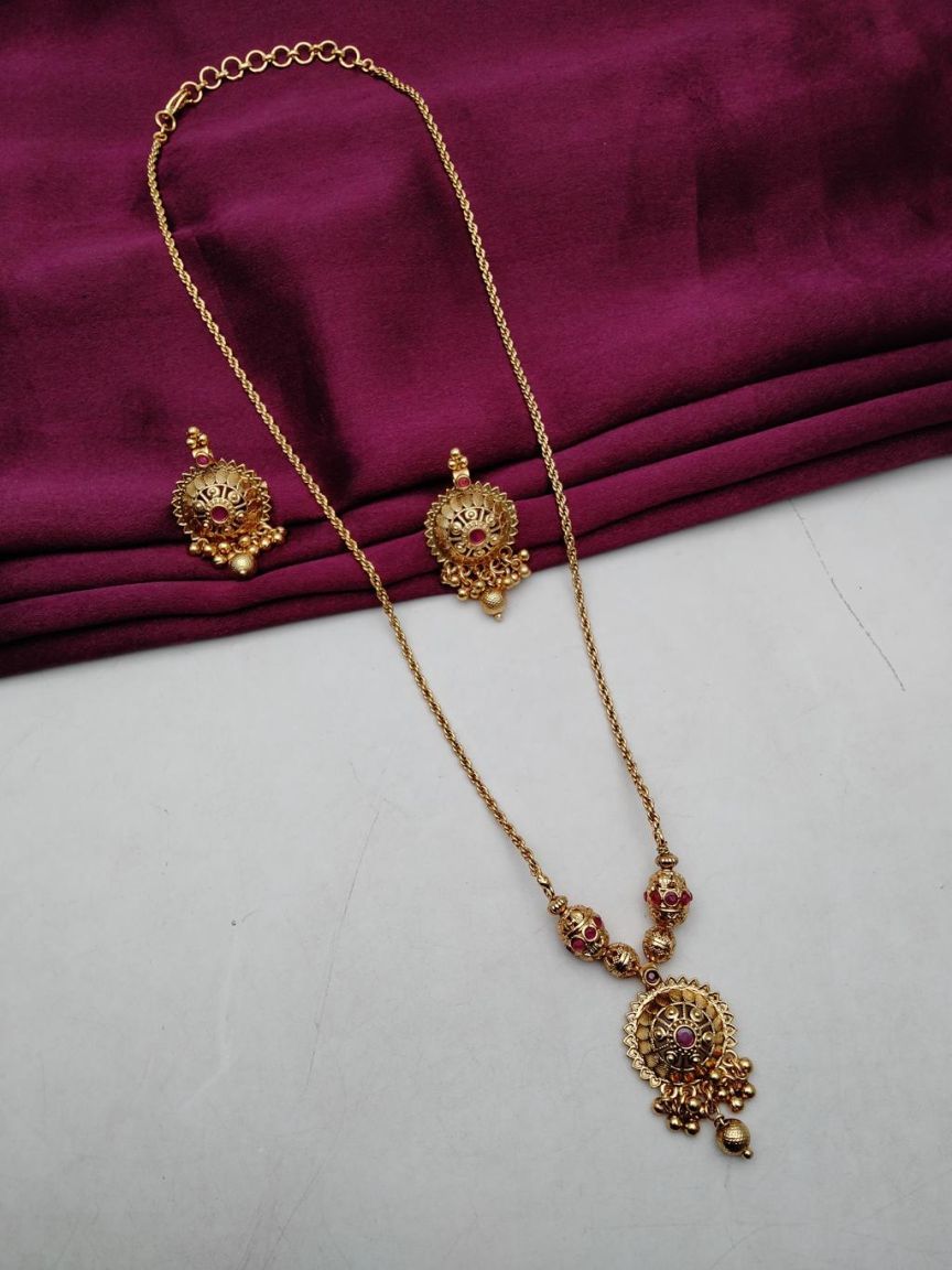 PENDANT SETS IN POLKI (GOLD POLISH) STYLE | DESIGN - 36432