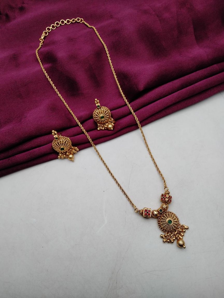 PENDANT SETS IN POLKI (GOLD POLISH) STYLE | DESIGN - 36433