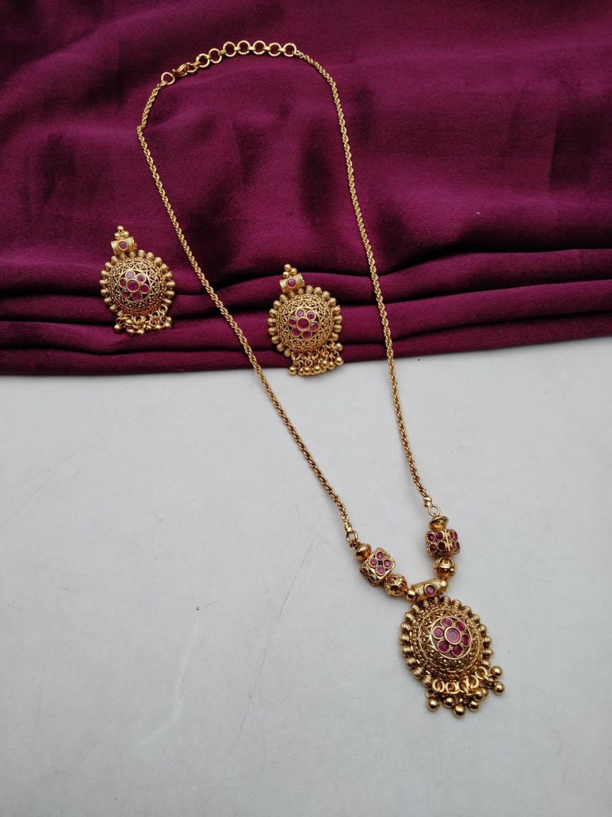 PENDANT SETS IN POLKI (GOLD POLISH) STYLE | DESIGN - 36435