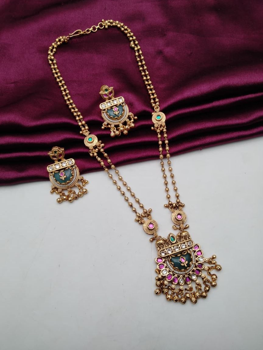 PENDANT SETS IN POLKI (GOLD POLISH) STYLE | DESIGN - 36438