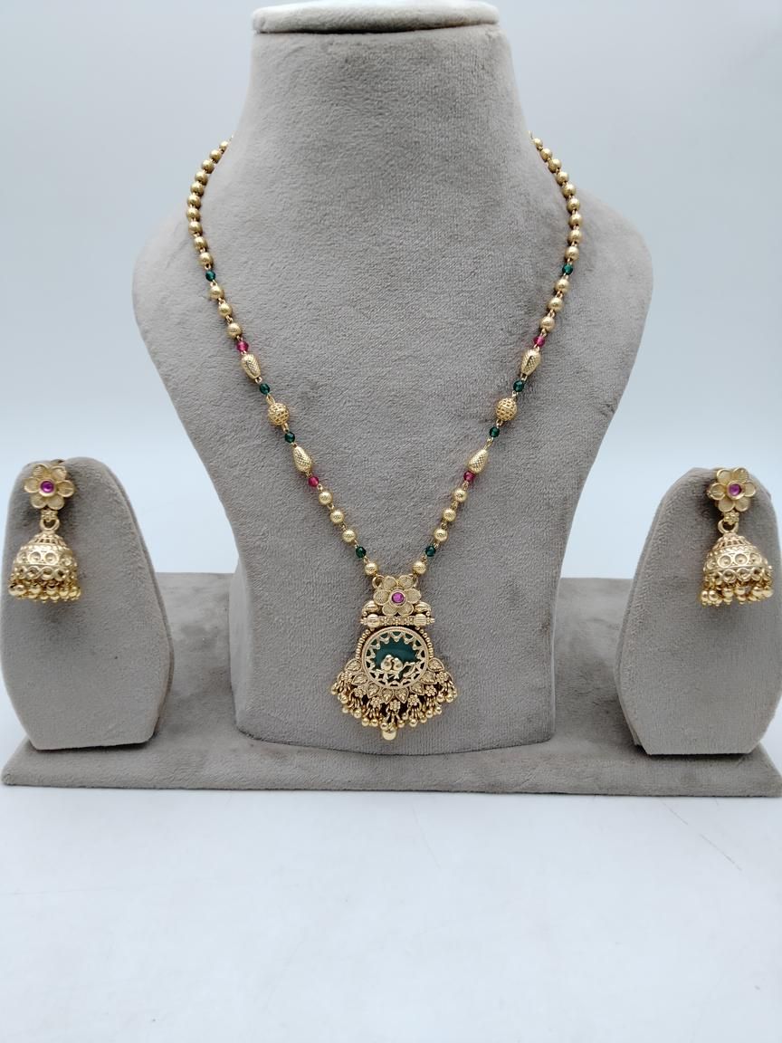 PENDANT SETS IN POLKI (GOLD POLISH) STYLE | DESIGN - 36458
