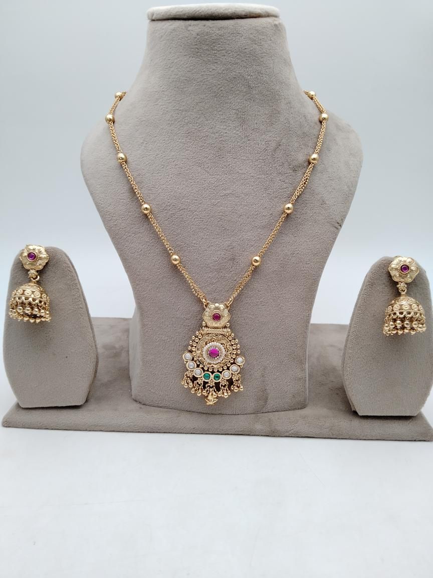 PENDANT SETS IN POLKI (GOLD POLISH) STYLE | DESIGN - 36465