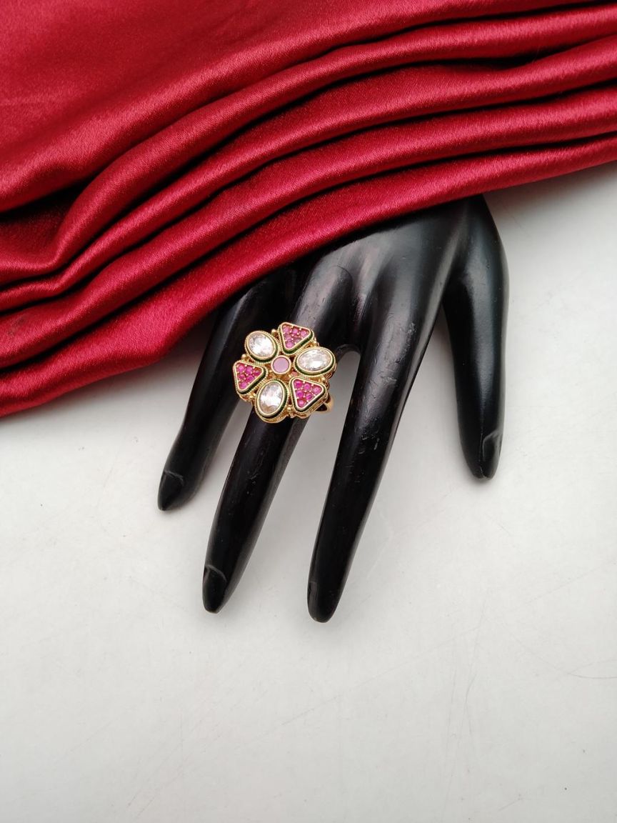 RAD RING IN POLKI (GOLD POLISH) STYLE | DESIGN - 28410